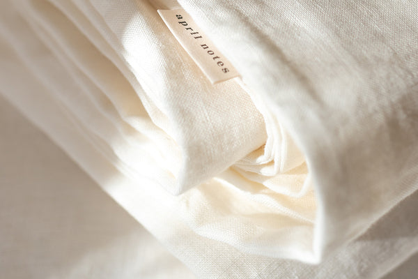 What Is The Difference Between Linen And Cotton?