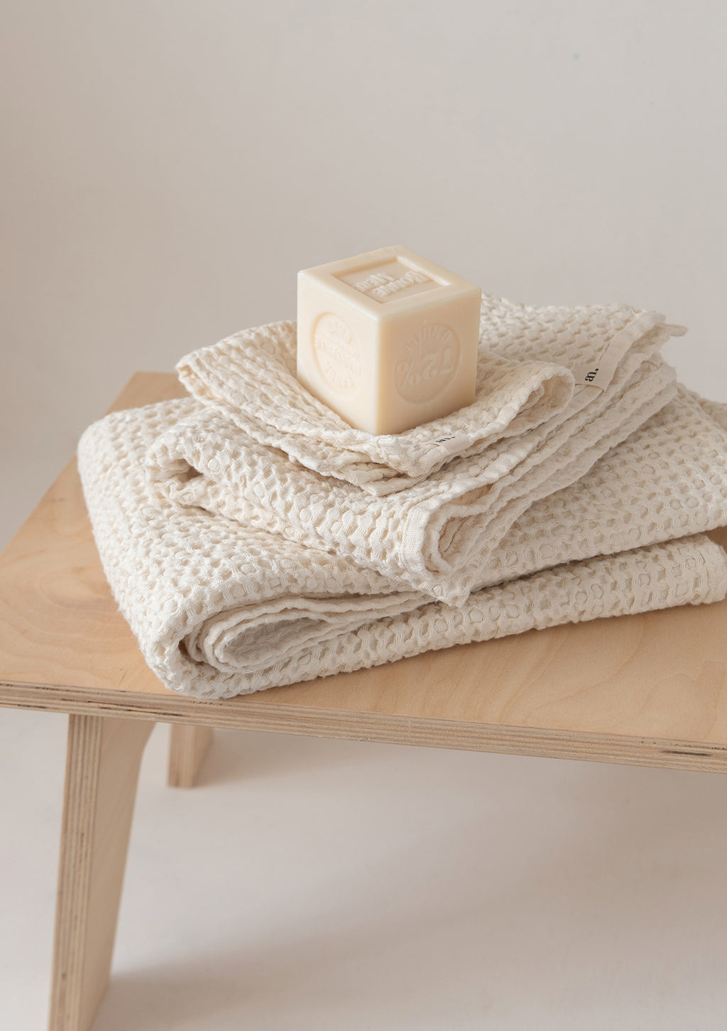 Cream White Linen Waffle Towel Set