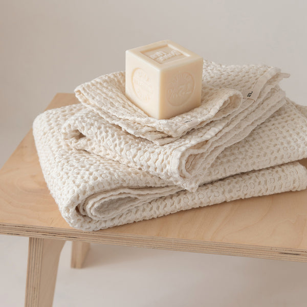 Classic Waffle Weave Bath Towel - Cream